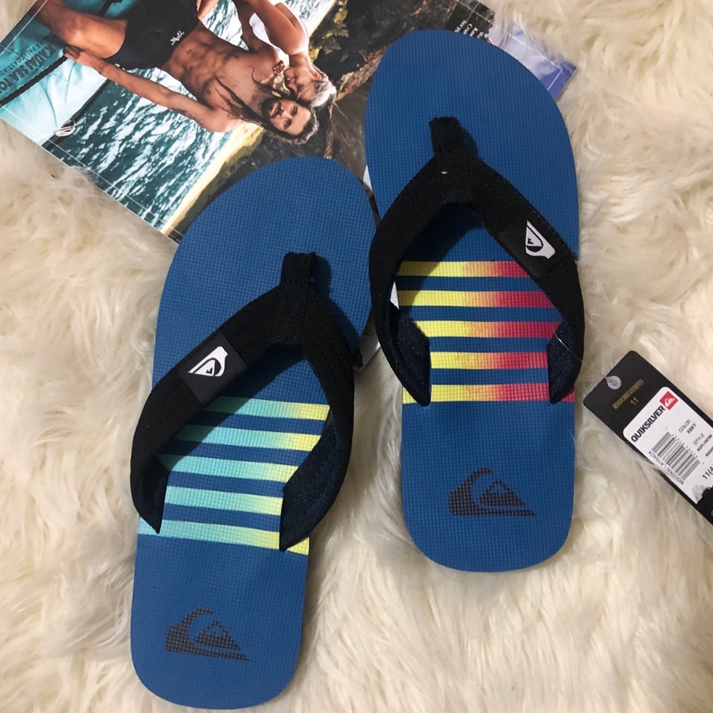 Men’s blue quicksilver flip flops with stripes